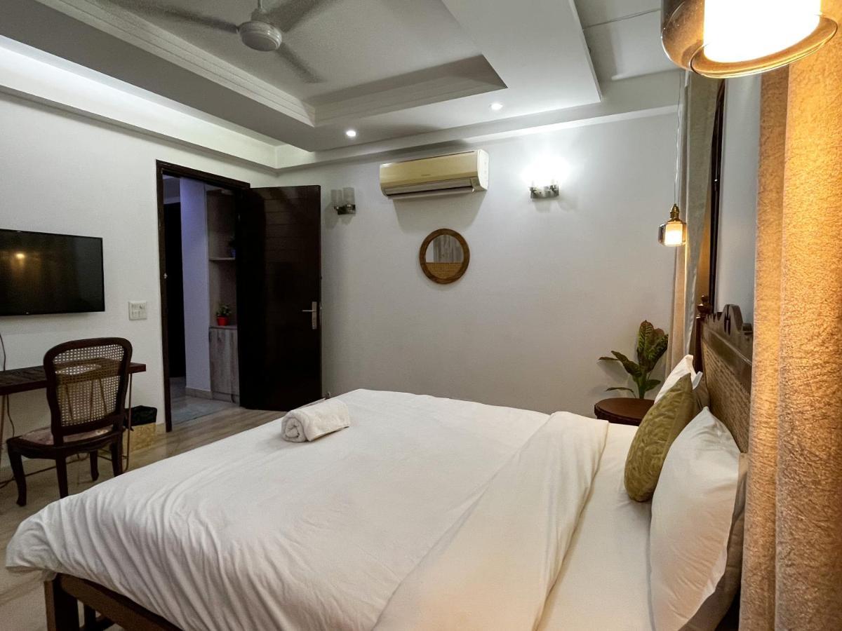 Avatar Living @Safdarjung Enclave Bed & Breakfast New Delhi Bagian luar foto